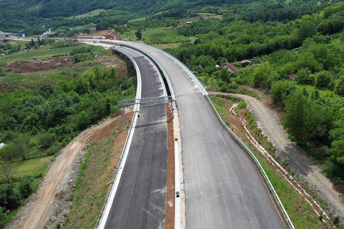 cover fotografija clanka